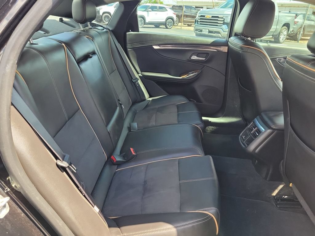 Used 2015 Chevrolet Impala LT FWD image 27