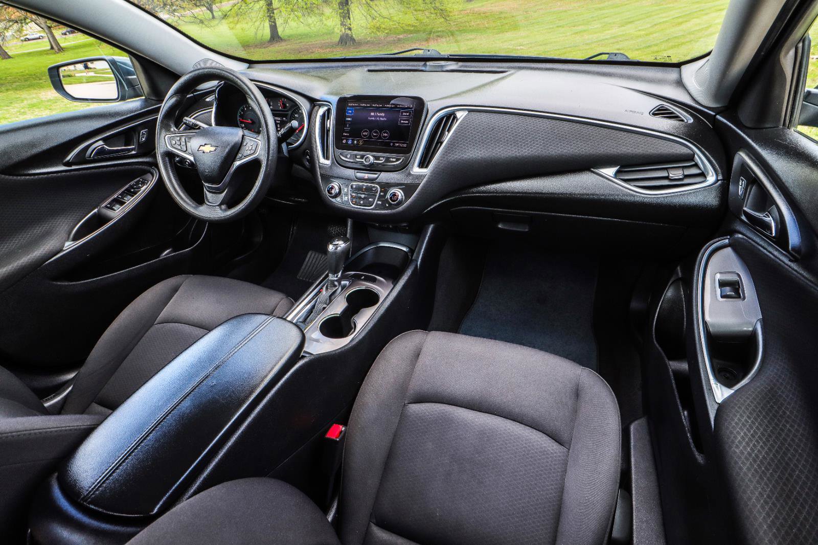 Used 2019 Chevrolet Malibu LT image 31