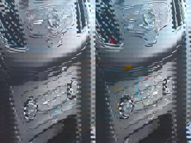 Used 2016 Ford Focus S image 29