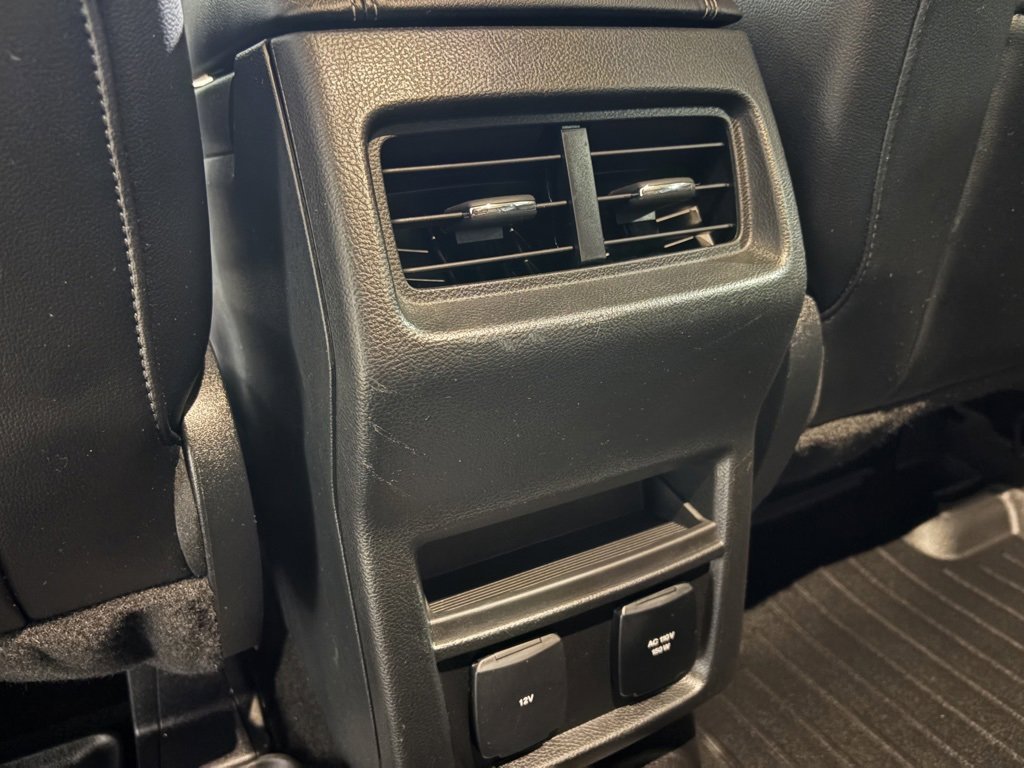 Used 2020 Ford Edge Titanium w/ Class II Trailer Tow Package image 23