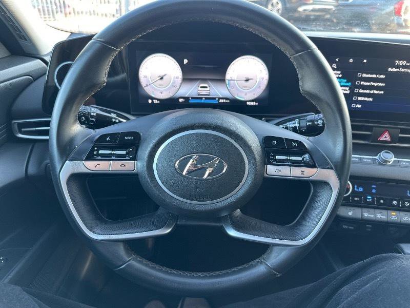 Used 2023 Hyundai Elantra SEL w/ Convenience Package FWD image 14