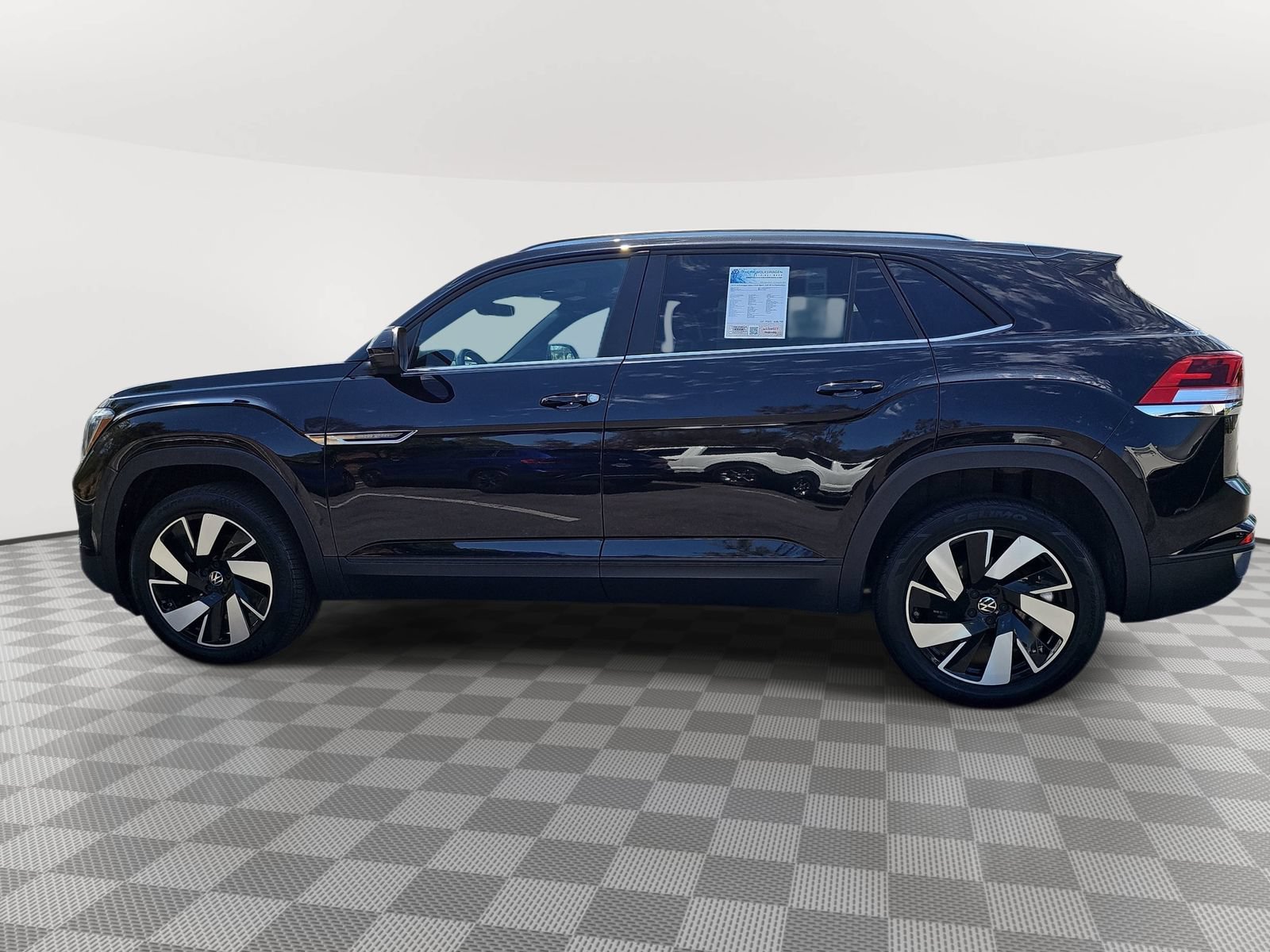 Used 2024 Volkswagen Atlas Cross Sport SE AWD/4WD image 8