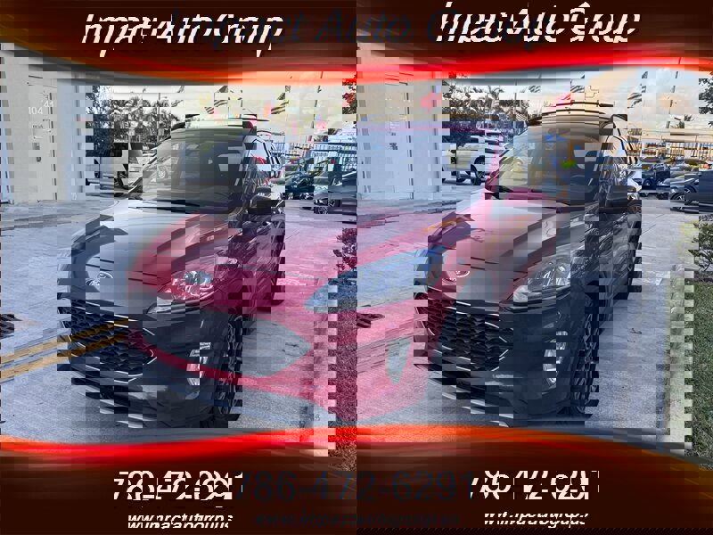 Used 2020 Ford Escape SEL image 1