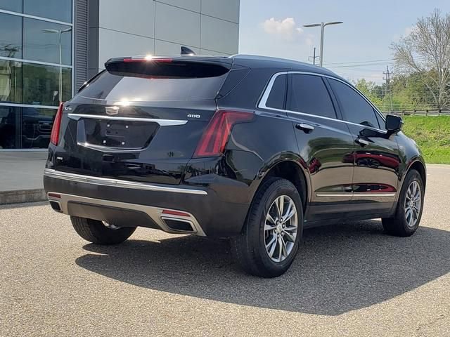 Used 2023 Cadillac XT5 Premium Luxury w/ LPO, Floor Liner Package AWD/4WD image 4