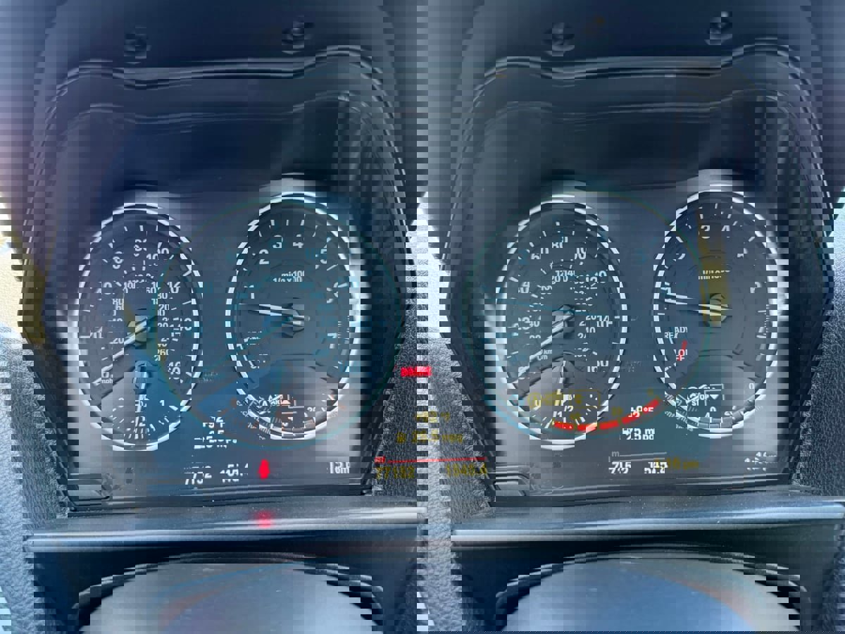 Used 2015 BMW 228i Coupe image 17