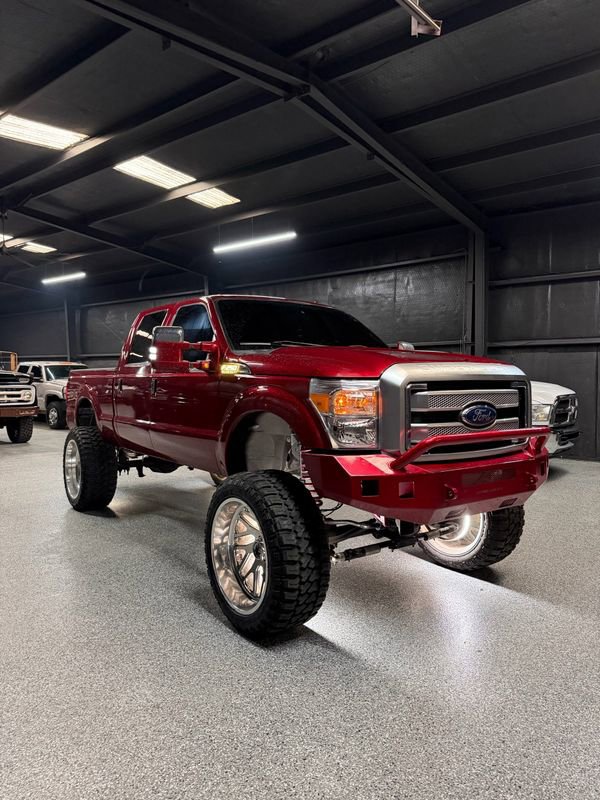 Used 2016 Ford F250 Platinum w/ FX4 Off-Road Package AWD/4WD image 3