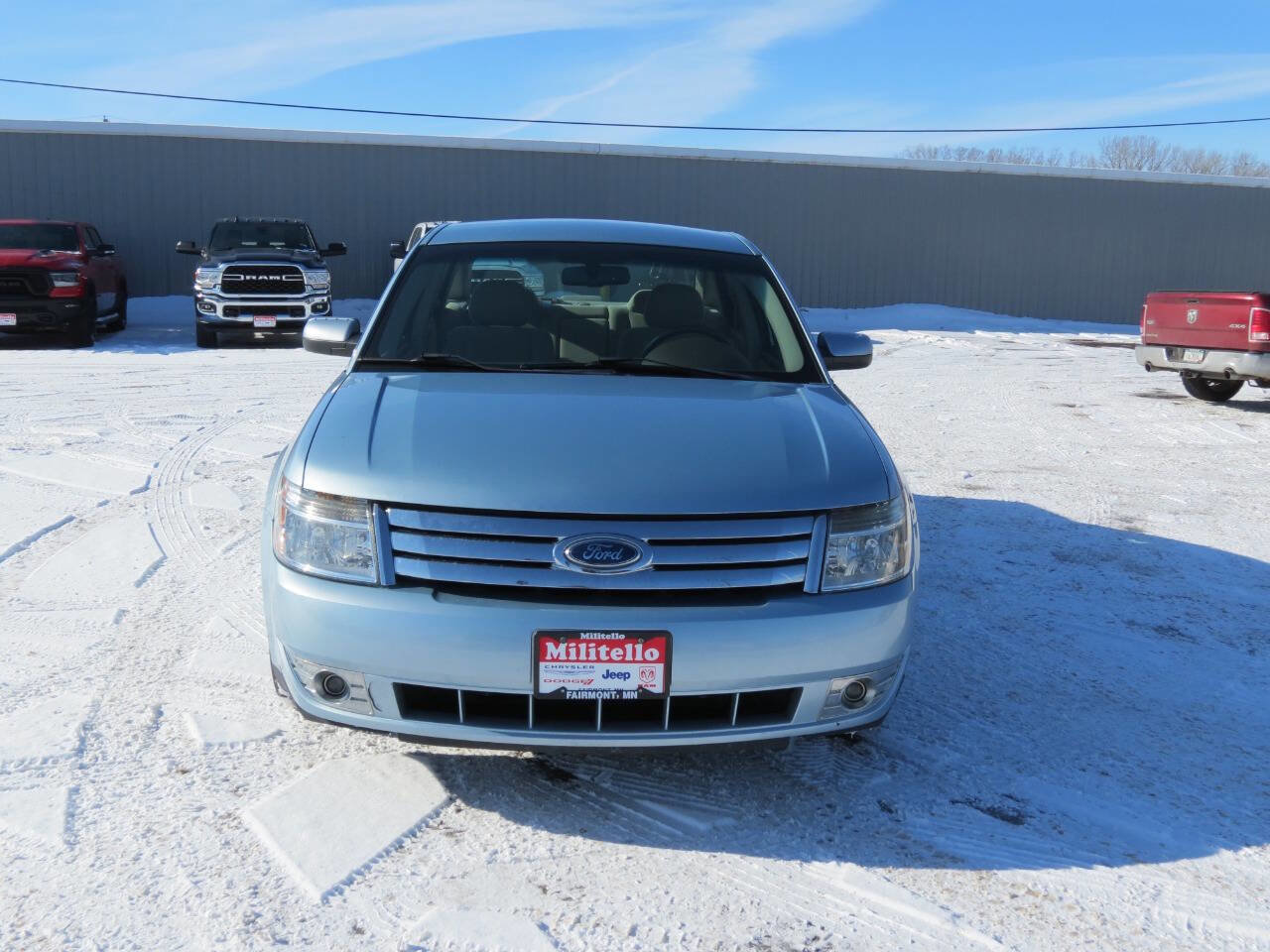 Used 2009 Ford Taurus SEL image 3