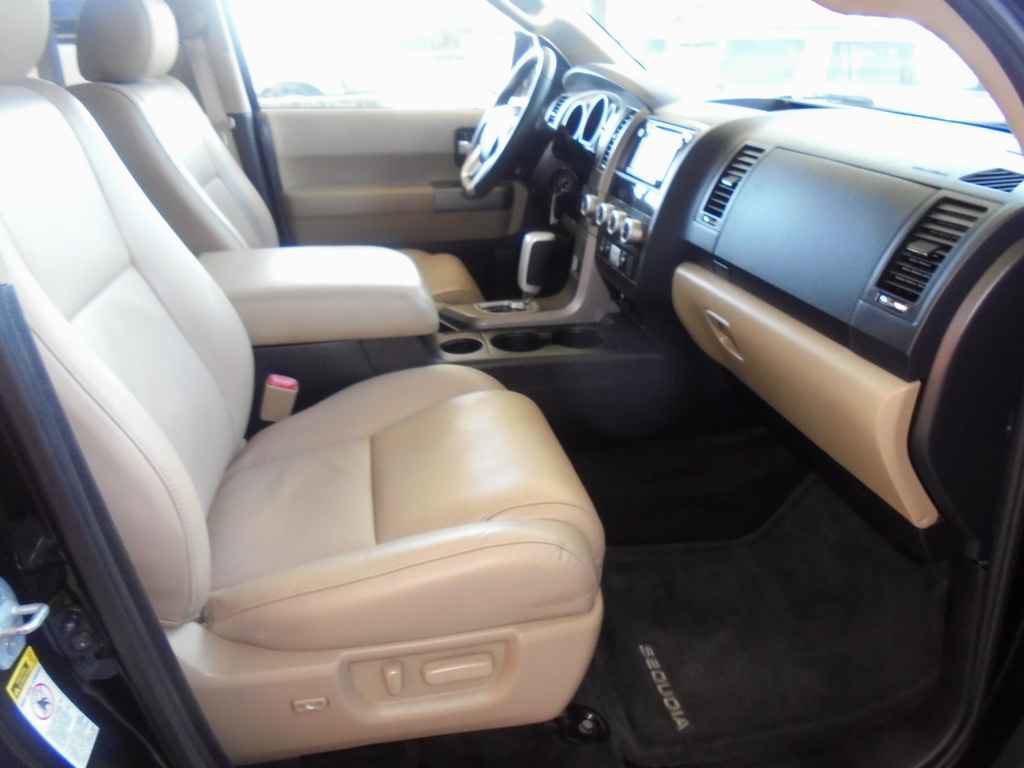 Used 2015 Toyota Sequoia Limited image 8