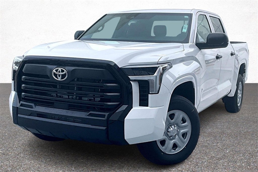 New 2026 Toyota Tundra SR image 2