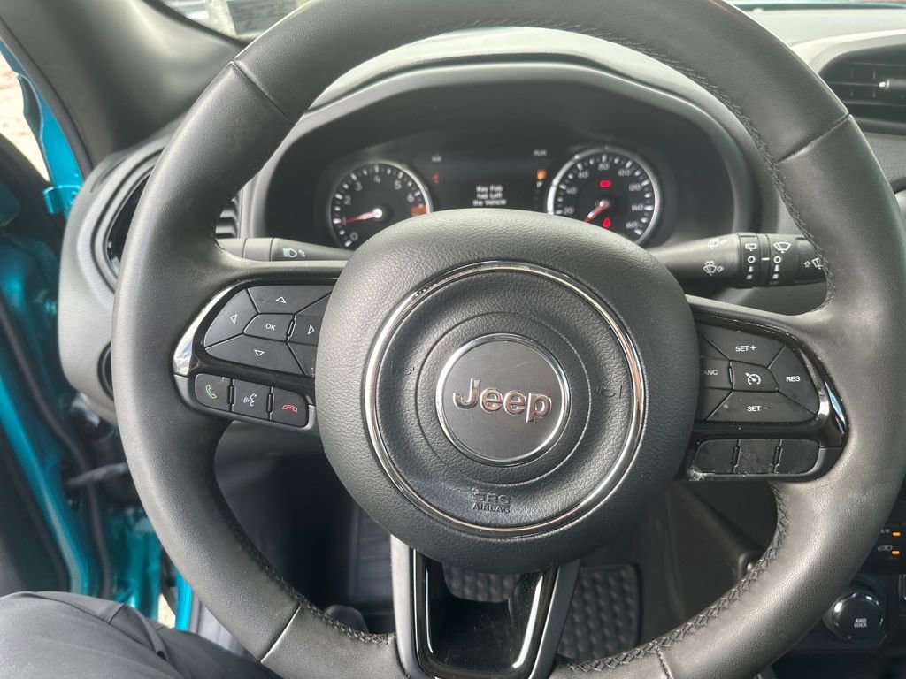 Used 2022 Jeep Renegade Altitude w/ Sun/Sound Group image 16