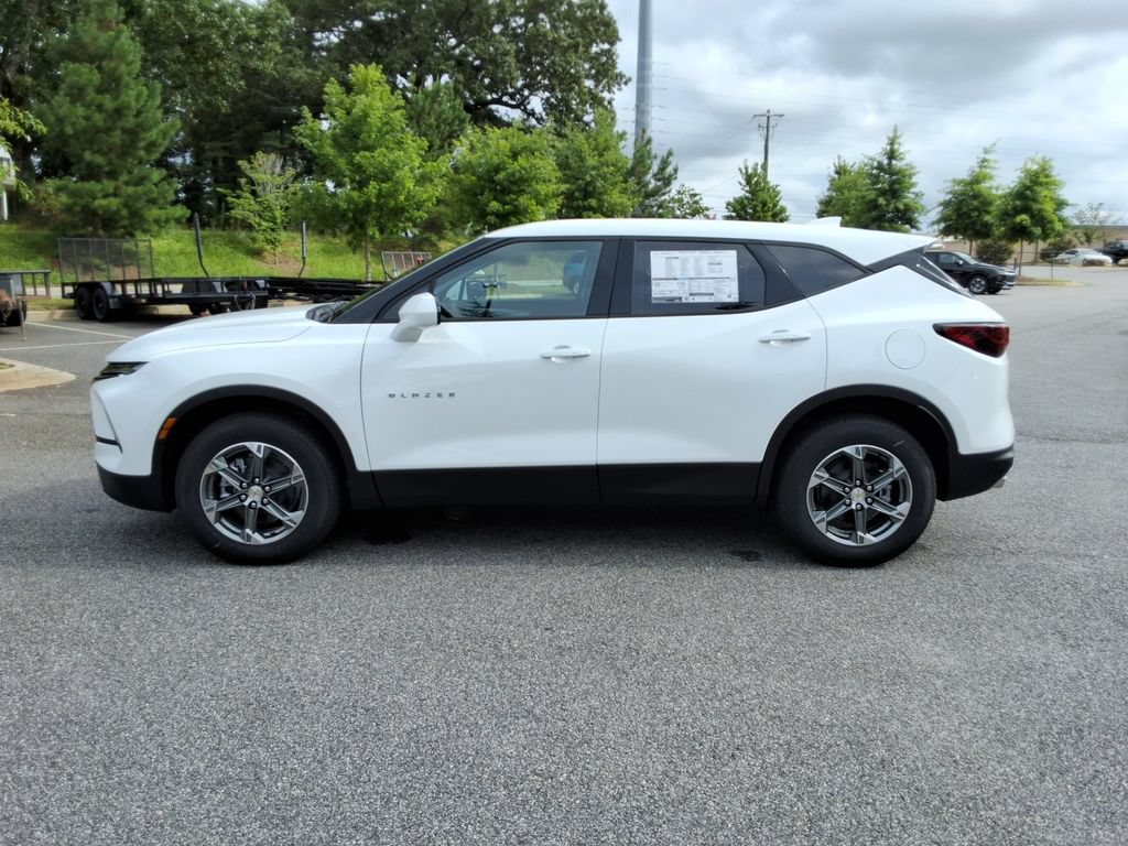 New 2026 Chevrolet Blazer LT FWD image 8