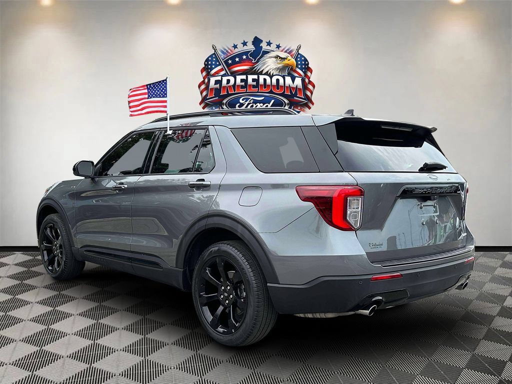 Used 2023 Ford Explorer ST-Line AWD/4WD image 6