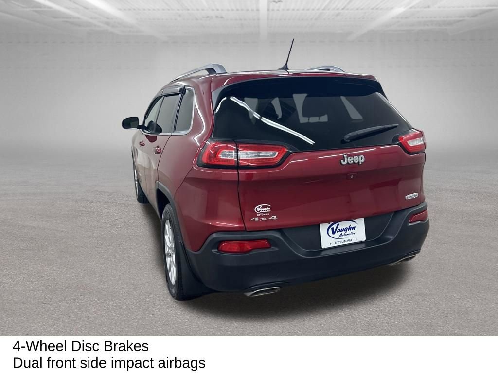 Used 2015 Jeep Cherokee Latitude w/ Cold Weather Group AWD/4WD image 10