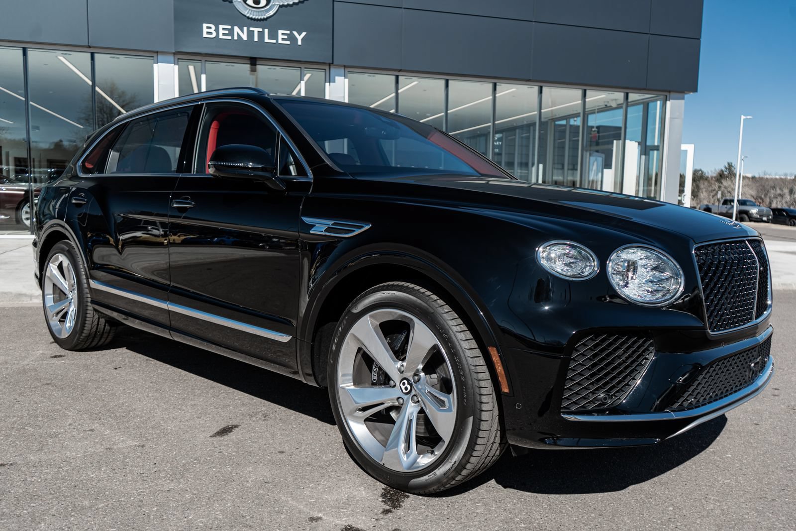 Certified 2024 Bentley Bentayga Extended Wheelbase AWD/4WD image 18