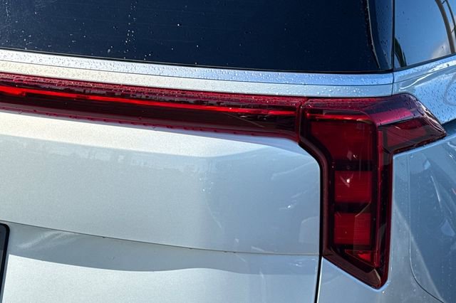 New 2026 Kia Carnival EX FWD image 35