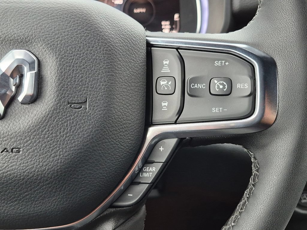 Used 2025 RAM 1500 Big Horn AWD/4WD image 13