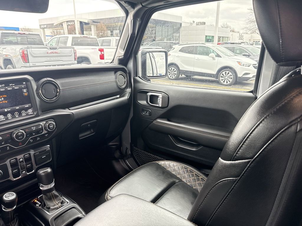 Used 2021 Jeep Gladiator Overland image 11