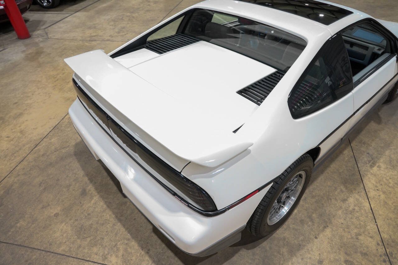 Used 1987 Pontiac Fiero GT RWD image 20