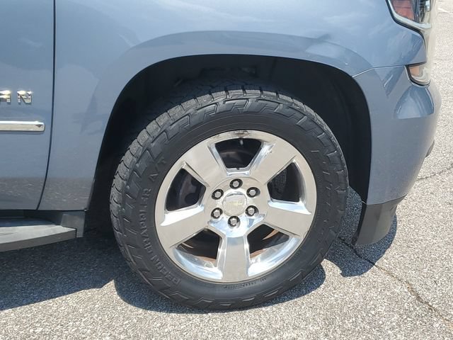 Used 2016 Chevrolet Suburban LT AWD/4WD image 6