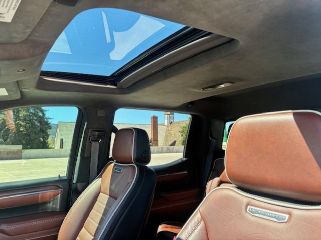 Used 2023 GMC Sierra 1500 Denali Ultimate AWD/4WD image 17