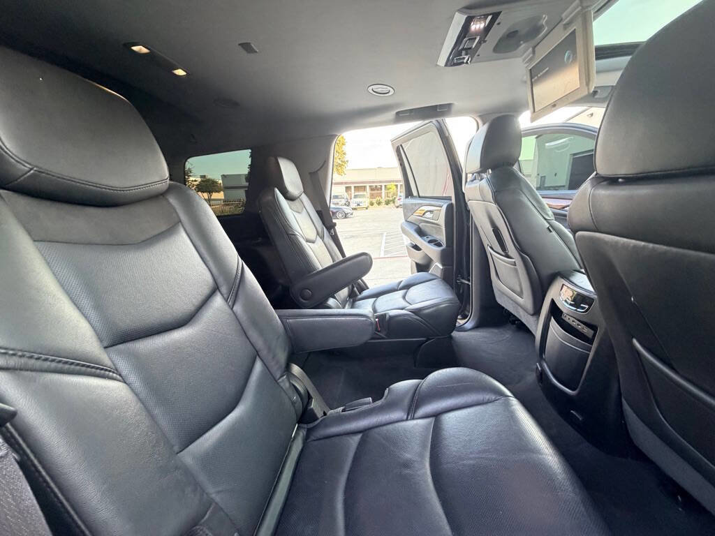 Used 2017 Cadillac Escalade Luxury RWD image 26
