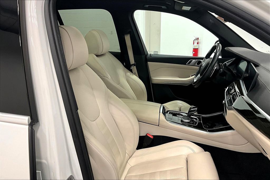 Used 2020 BMW X5 xDrive40i w/ Premium Package image 10