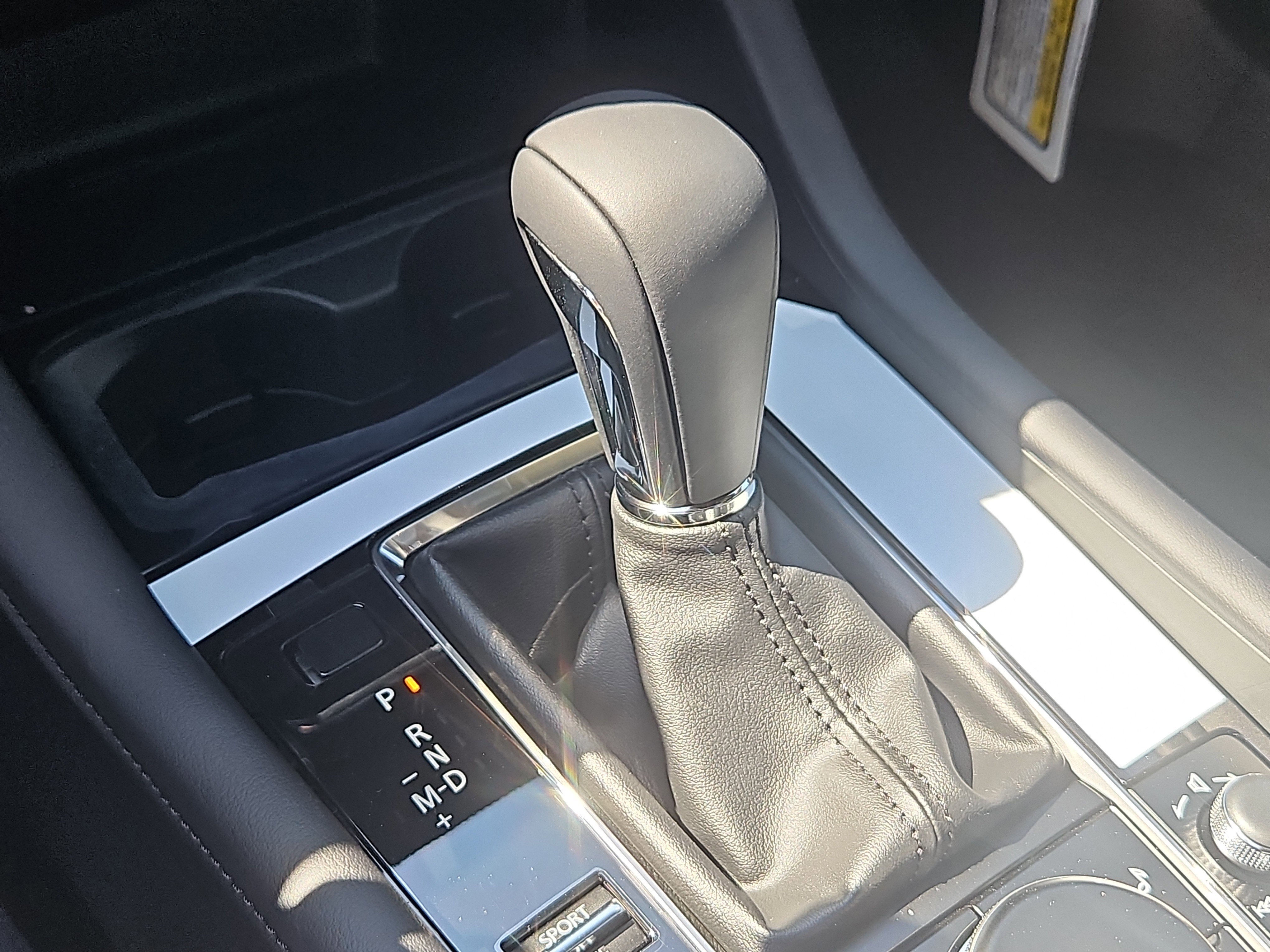 New 2026 MAZDA MAZDA3 Hatchback w/Premium Plus Pkg AWD/4WD image 6