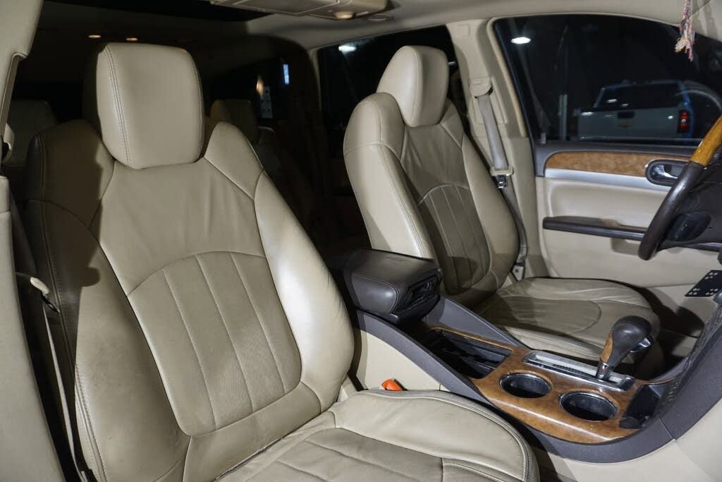 Used 2009 Buick Enclave CXL w/ Entertainment Package #2 image 13