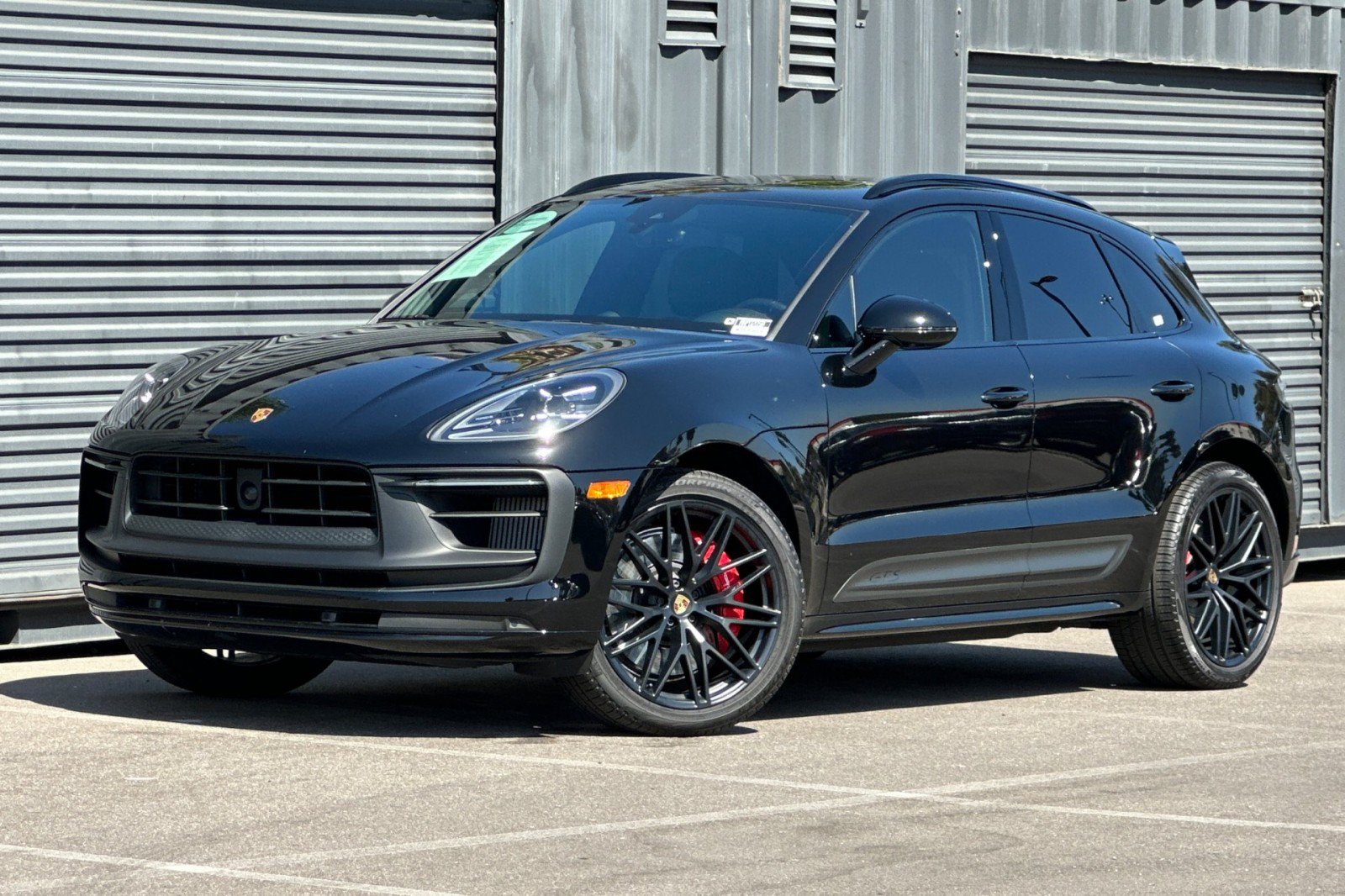 Certified 2024 Porsche Macan GTS AWD/4WD image 1