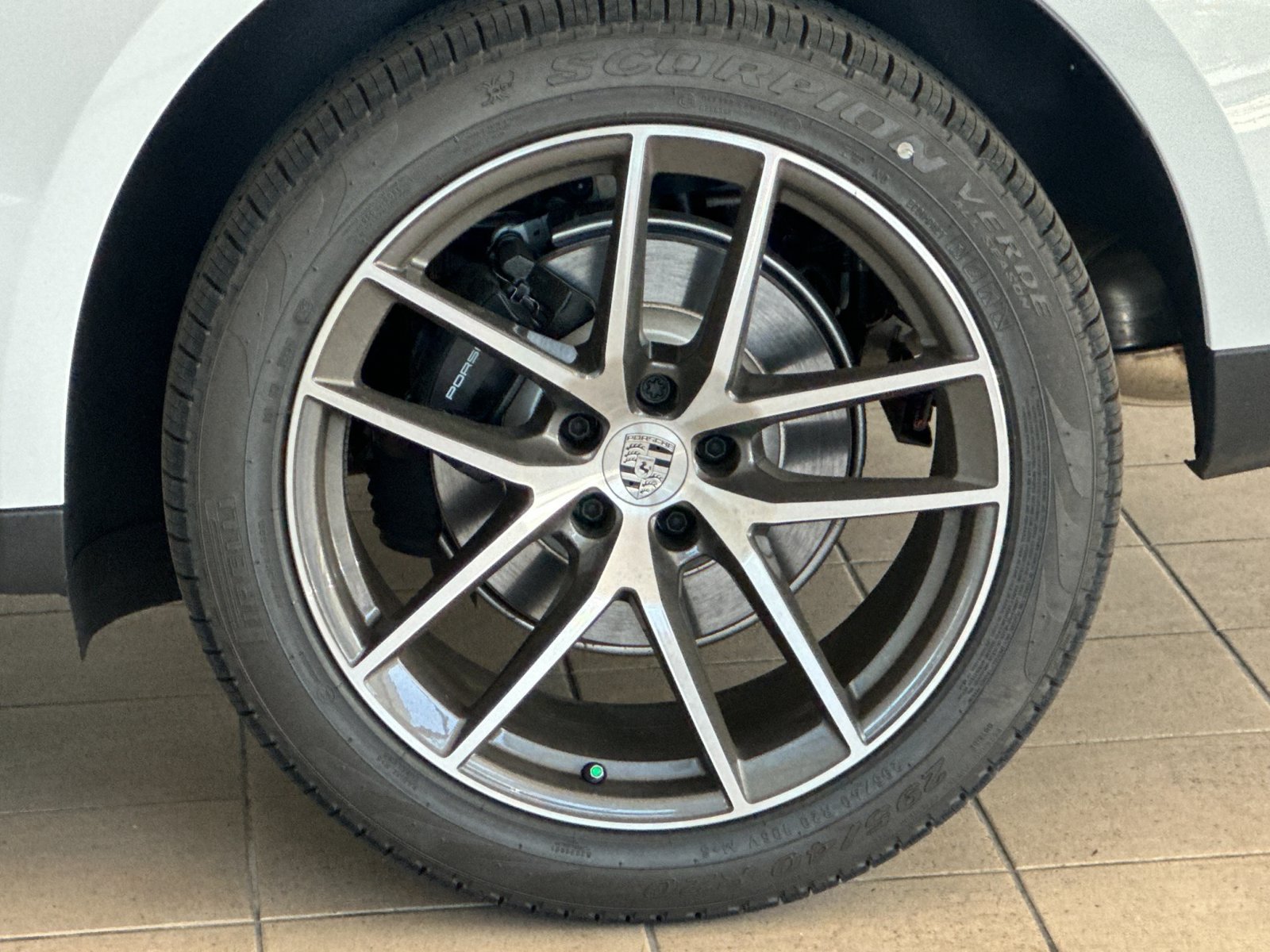 New 2026 Porsche Macan AWD/4WD image 24