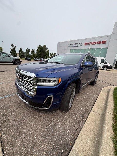 Used 2023 GMC Acadia Denali AWD/4WD image 5
