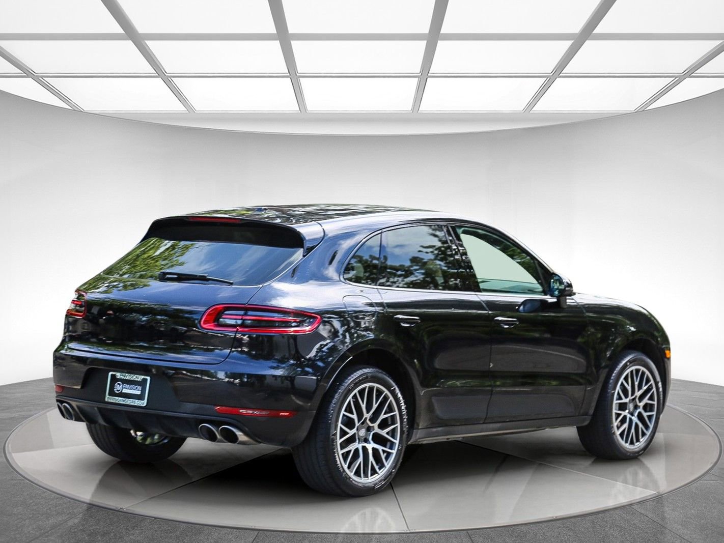 Used 2018 Porsche Macan S AWD/4WD image 4