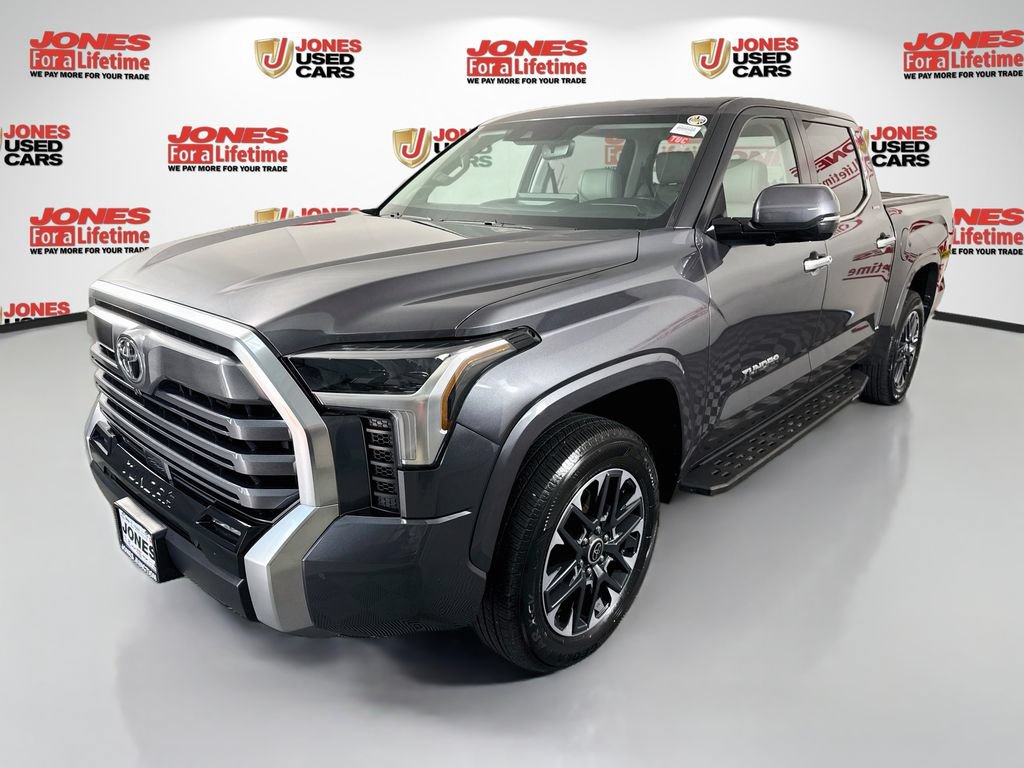 Used 2024 Toyota Tundra Limited AWD/4WD image 11