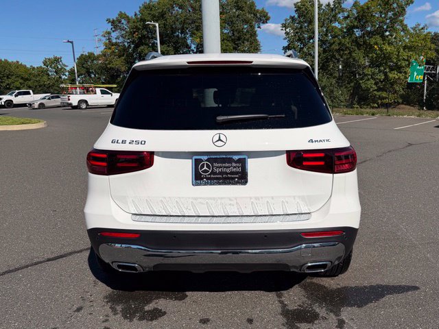 New 2026 Mercedes-Benz GLB 250 4MATIC image 6