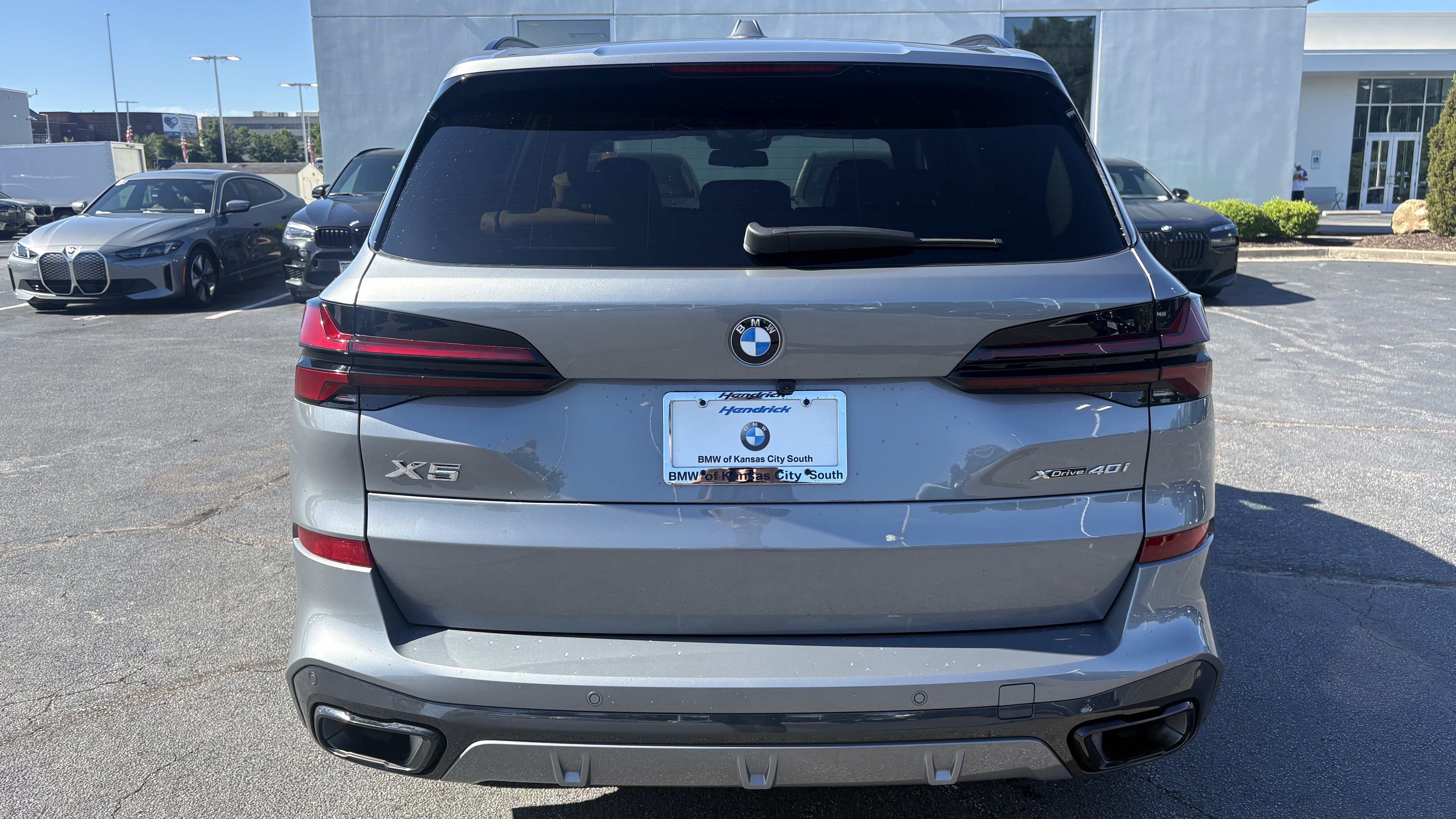 Used 2026 BMW X5 xDrive40i AWD/4WD image 9