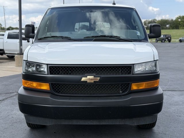 Used 2025 Chevrolet Express 3500 LS image 2