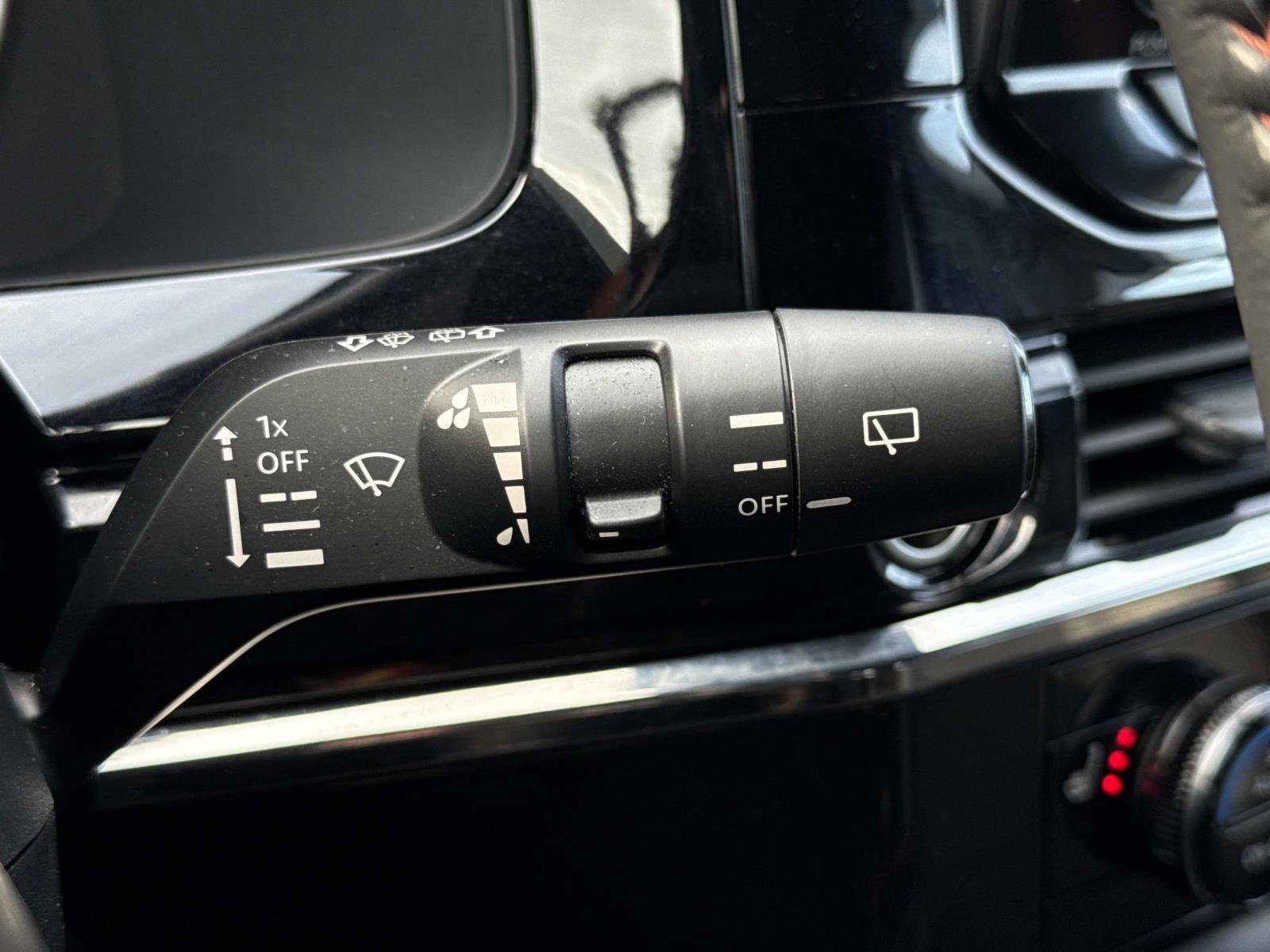 Used 2024 Nissan Pathfinder Rock Creek image 16