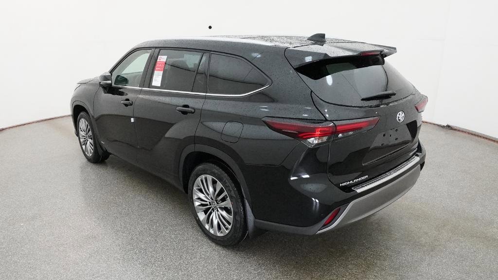 New 2026 Toyota Highlander Platinum AWD/4WD image 6