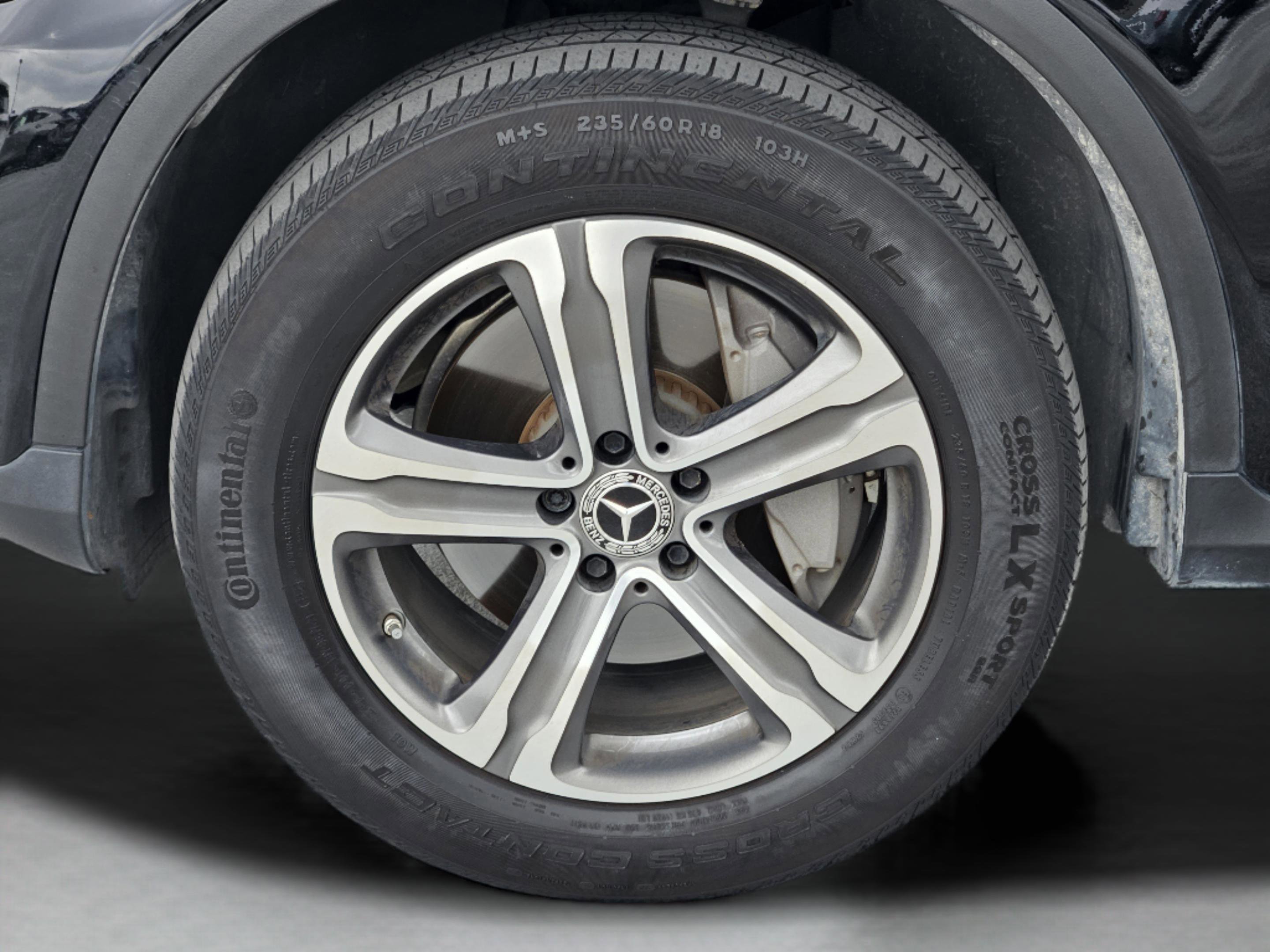 Used 2020 Mercedes-Benz GLC 300 image 27
