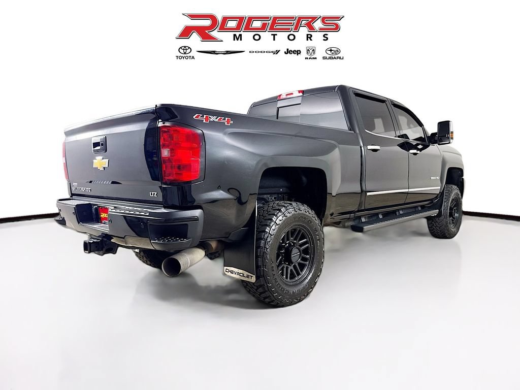 Used 2016 Chevrolet Silverado 3500 LTZ AWD/4WD image 8