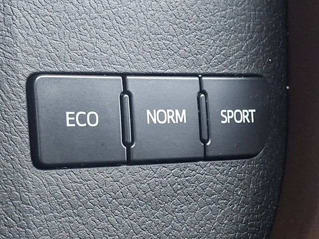 Used 2016 Toyota Avalon XLE Premium FWD image 25