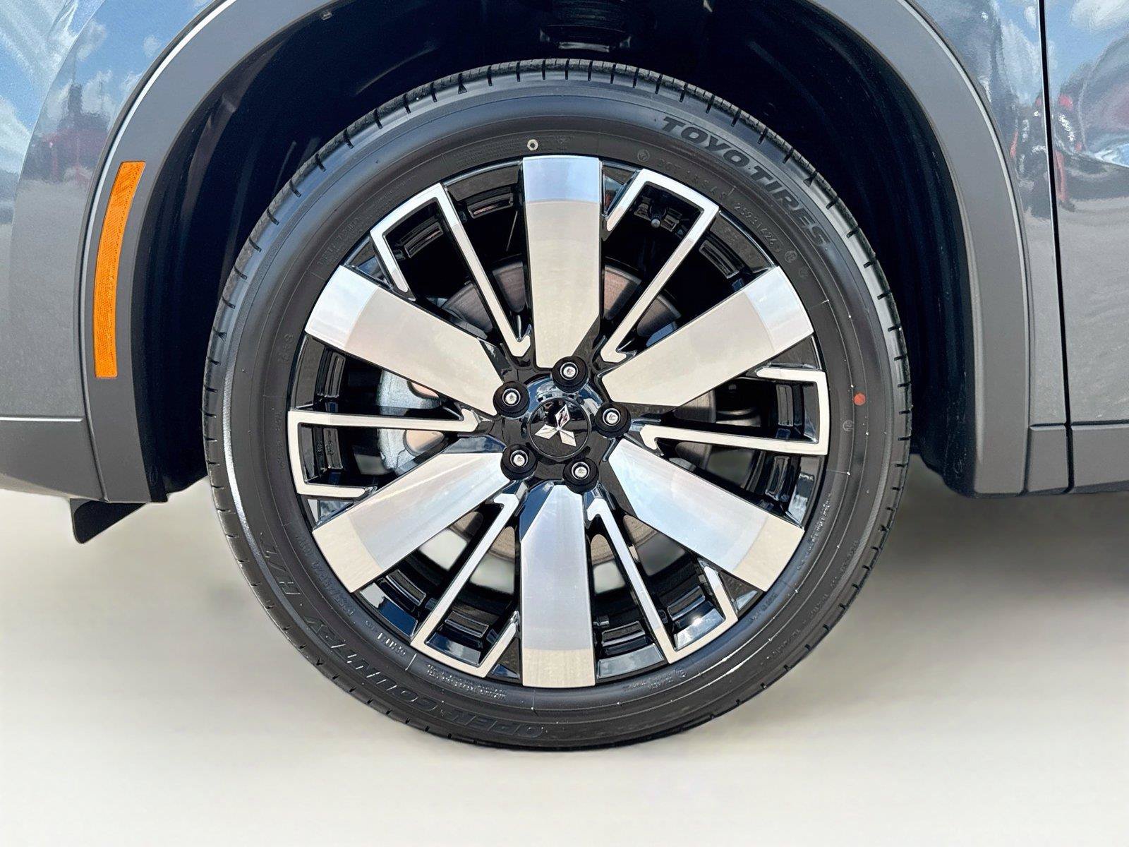 New 2026 Mitsubishi Outlander SE FWD image 33