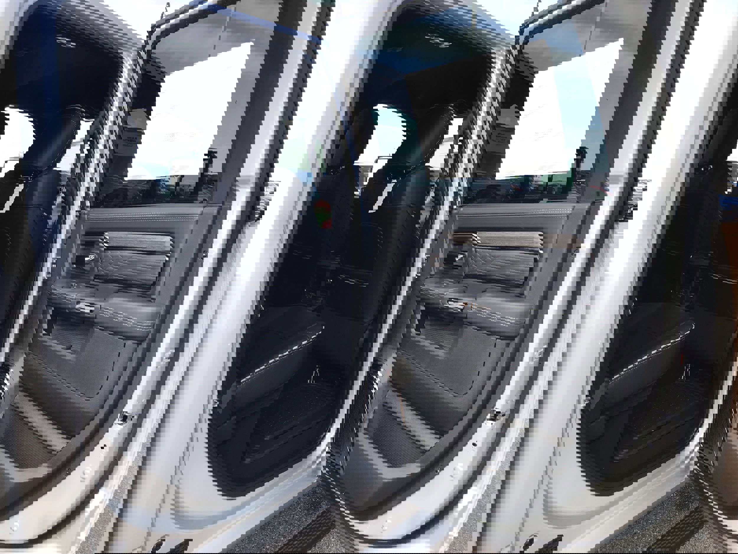 New 2026 RAM 3500 Limited image 17