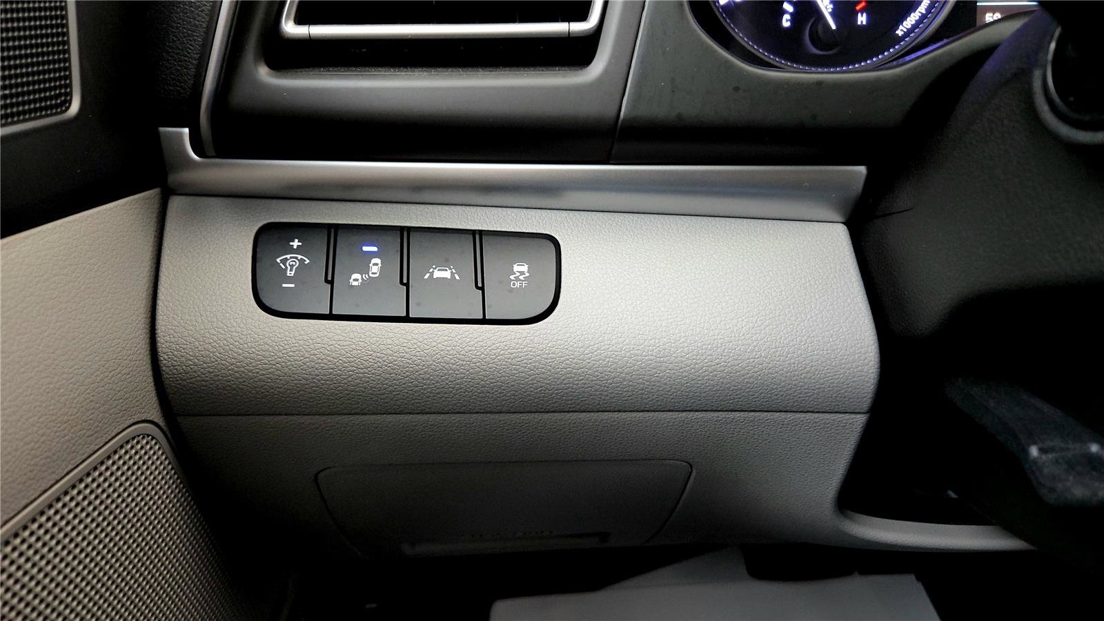 Used 2019 Hyundai Elantra Limited w/ Ultimate Package 02 image 34