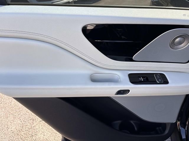 New 2025 Lincoln Aviator Black Label w/ Jet Appearance Package AWD/4WD image 20