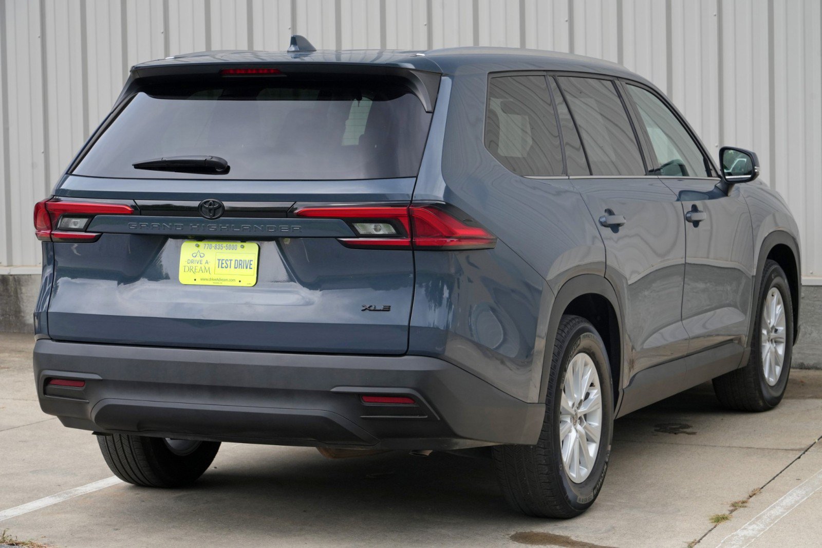 Used 2024 Toyota Grand Highlander FWD image 50