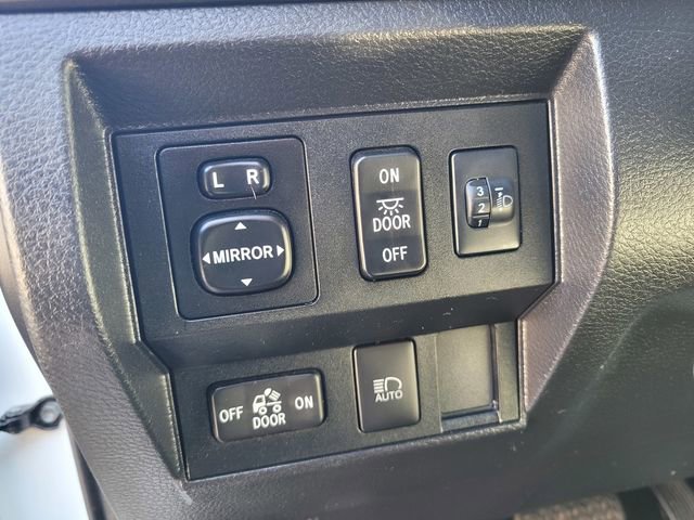 Used 2020 Toyota Tundra SR5 image 17