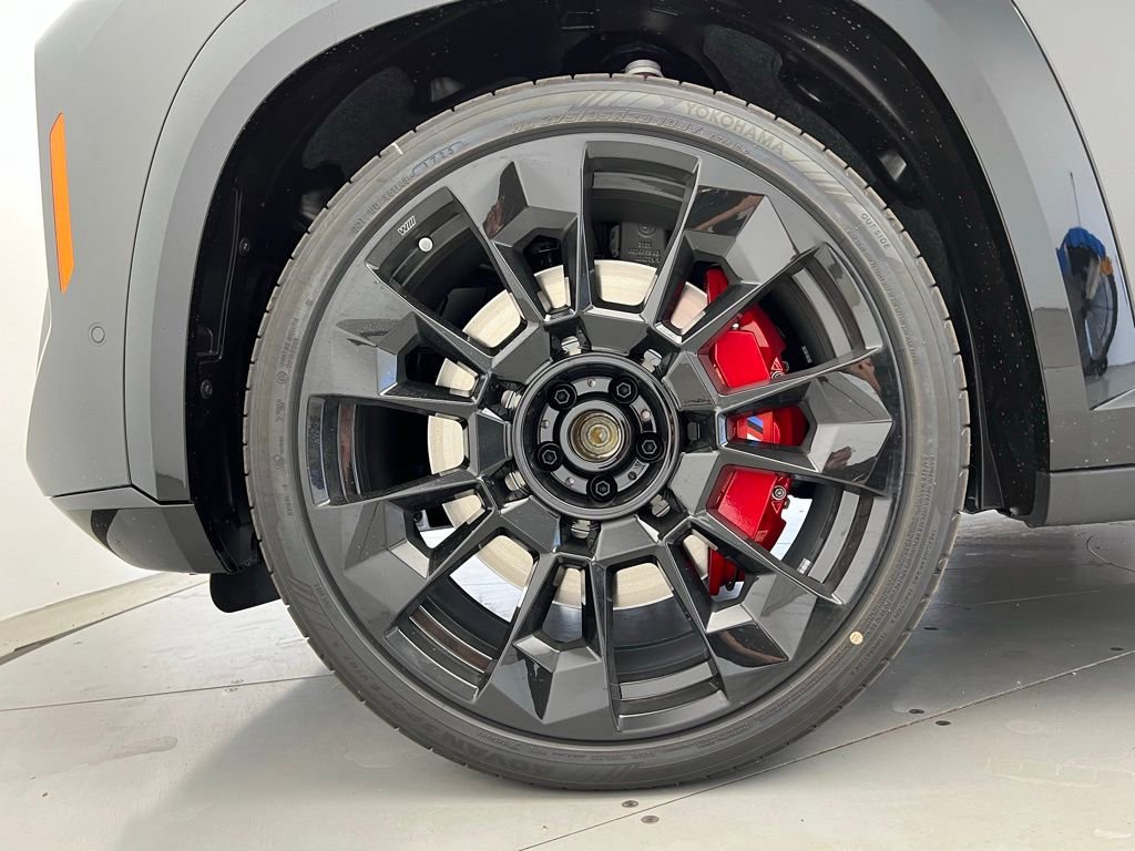 Used 2026 BMW XM Label Red w/ M Driver's Package image 23