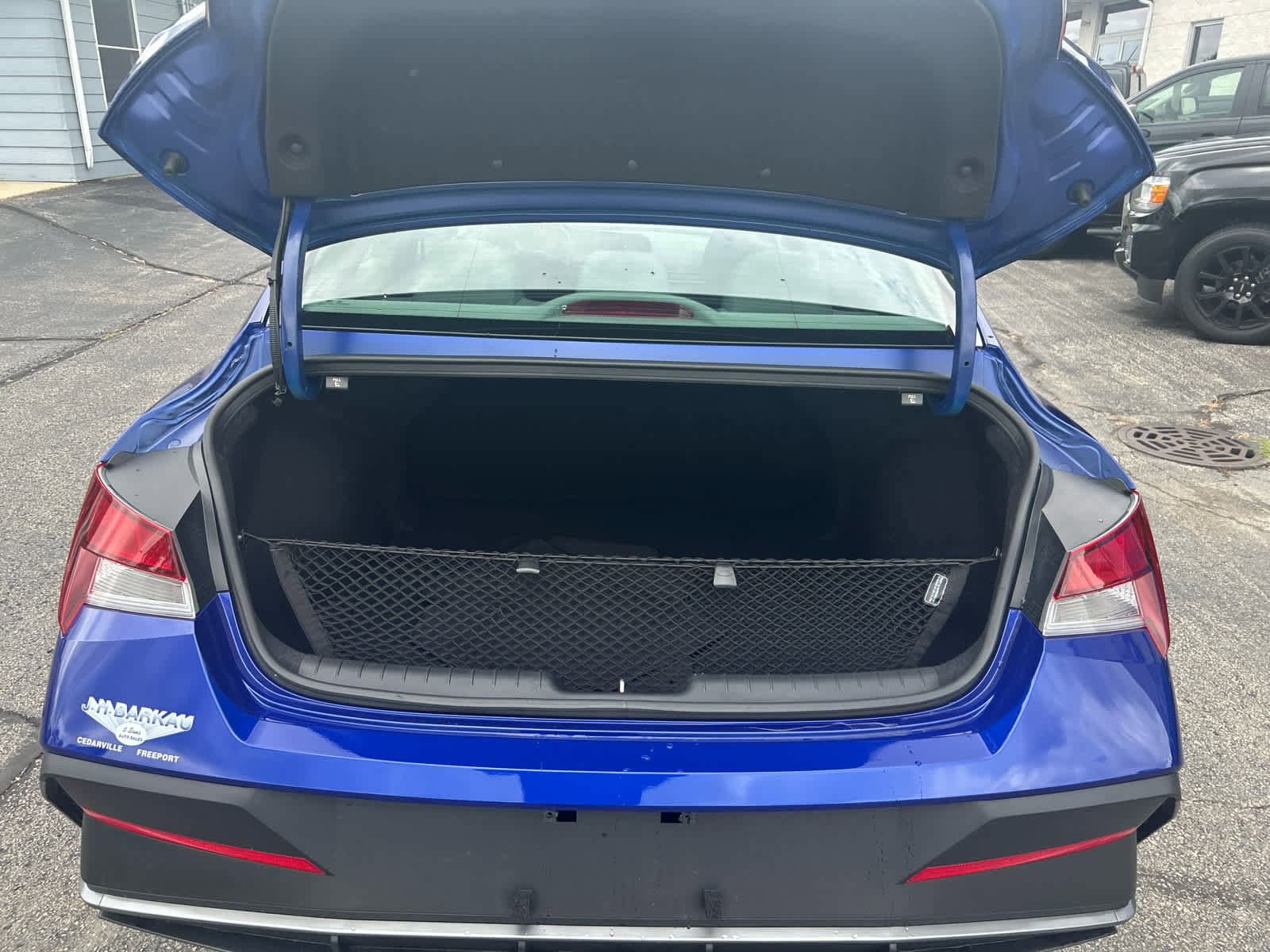 Used 2024 Hyundai Elantra SE image 23