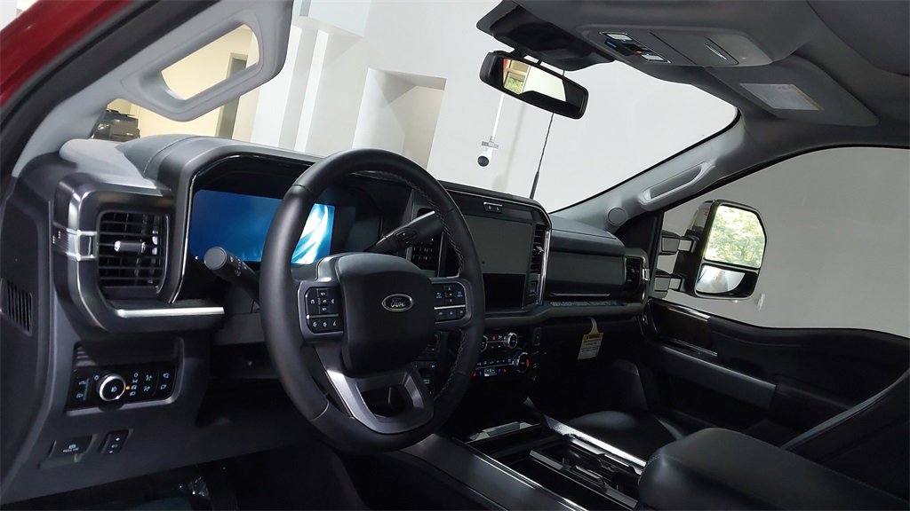 Used 2025 Ford F250 Lariat w/ Chrome Package image 19